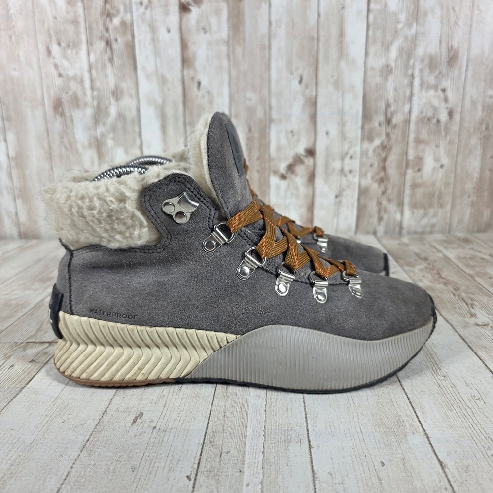 Sorel Waterproof Winter Boots Women's Size 6.5 Grey Fur Lined Lace Up